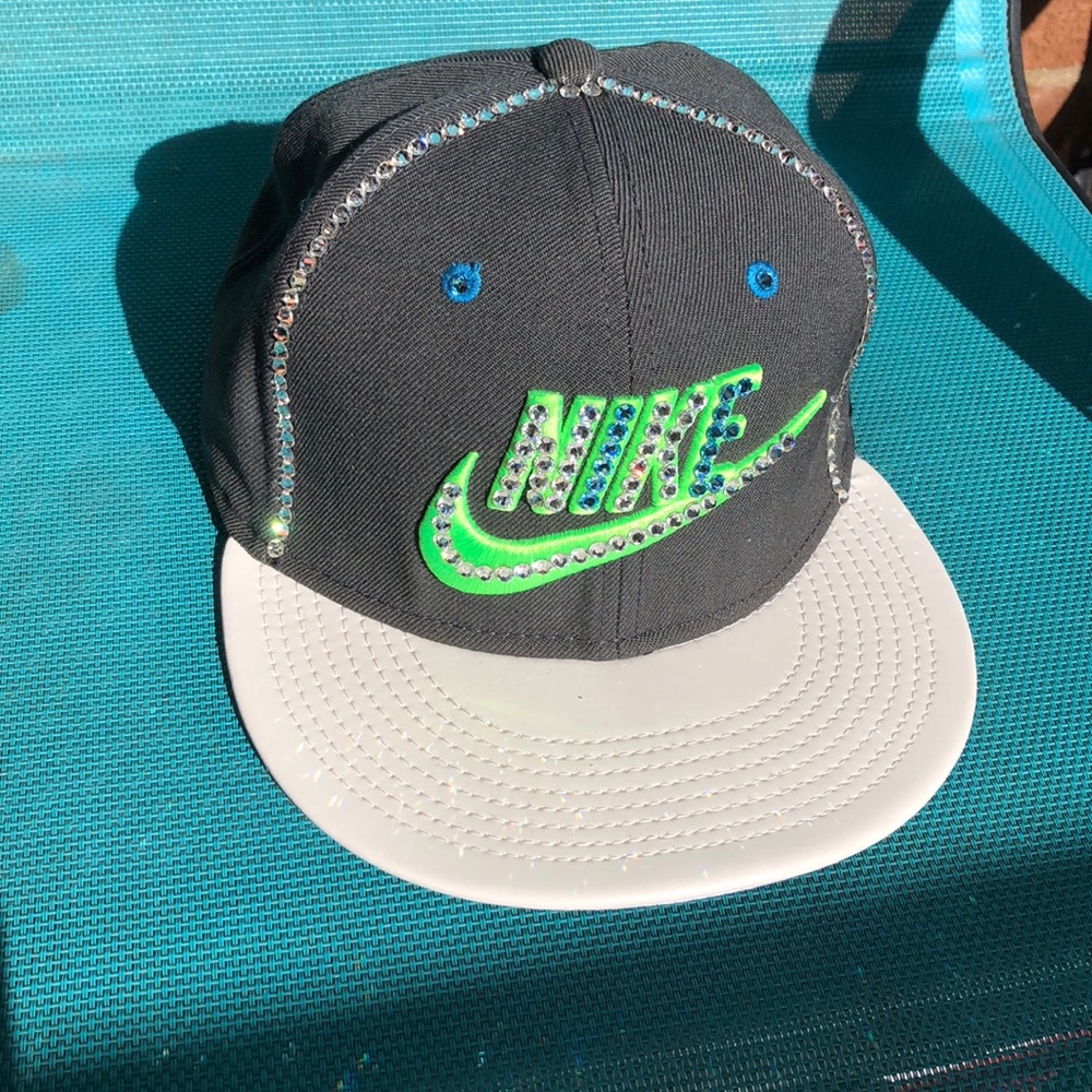 NIKE FITTED CAP✅